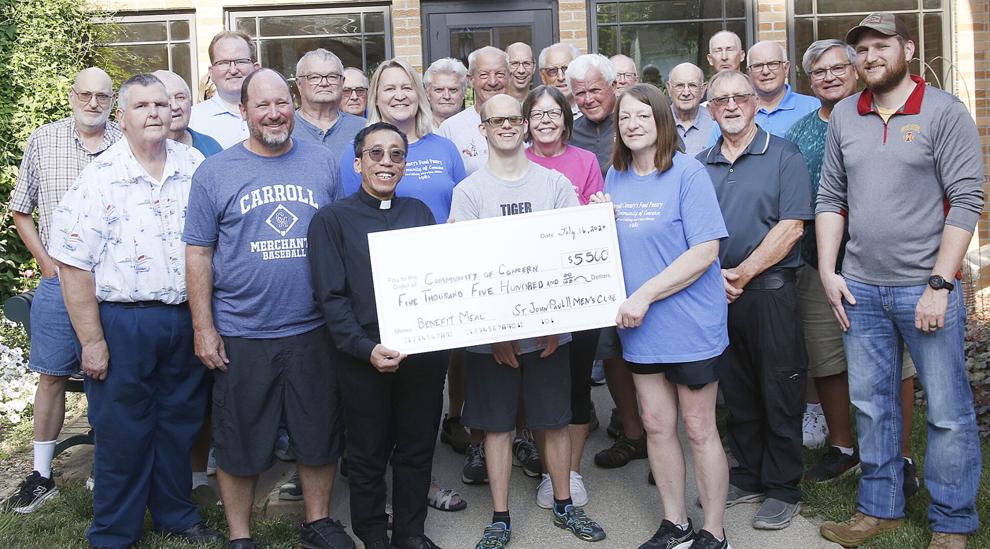 Men’s Club meal raises $5.5K for food pantry