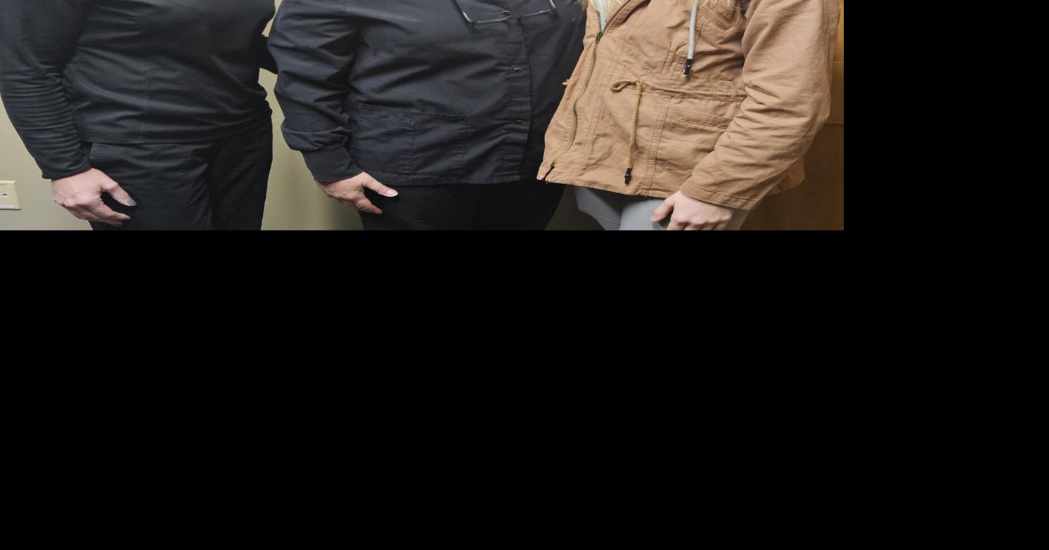 PHOTO GilddenRalston student job shadows at CDC News