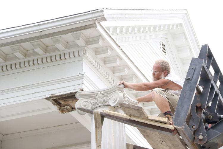 New reception room reflects elegance of historic home News