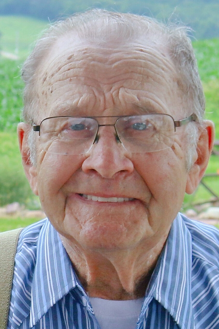 Donald Schmitz | Obituaries | Carrollspaper.com