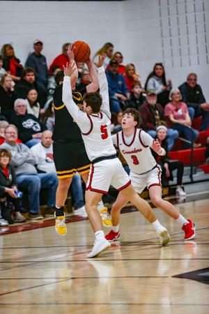 CR-B boys cruise to district 15 final after win over Chargers