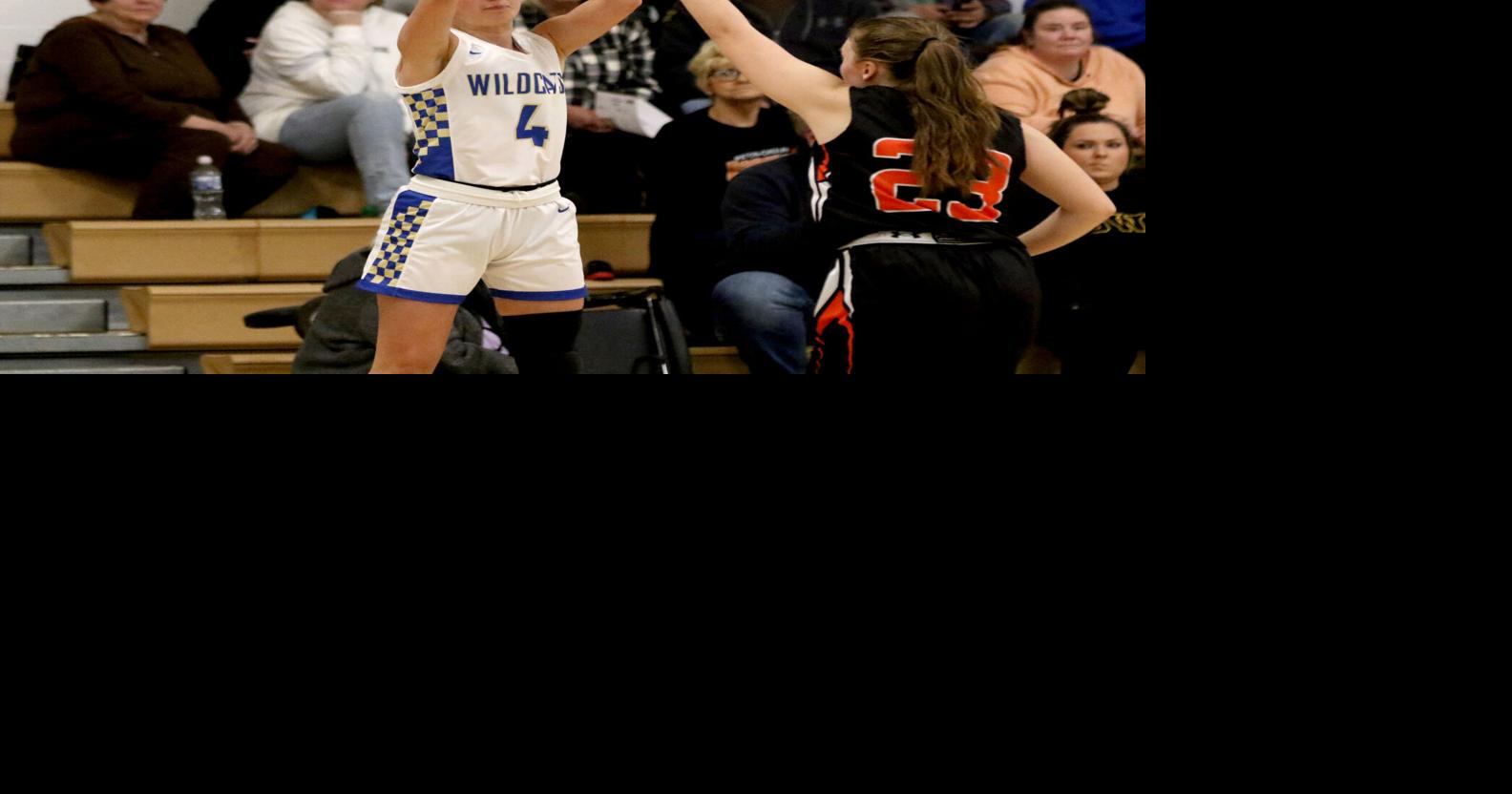 GliddenRalston rolls past PatonChurdan, No. 13 Crusaders take down