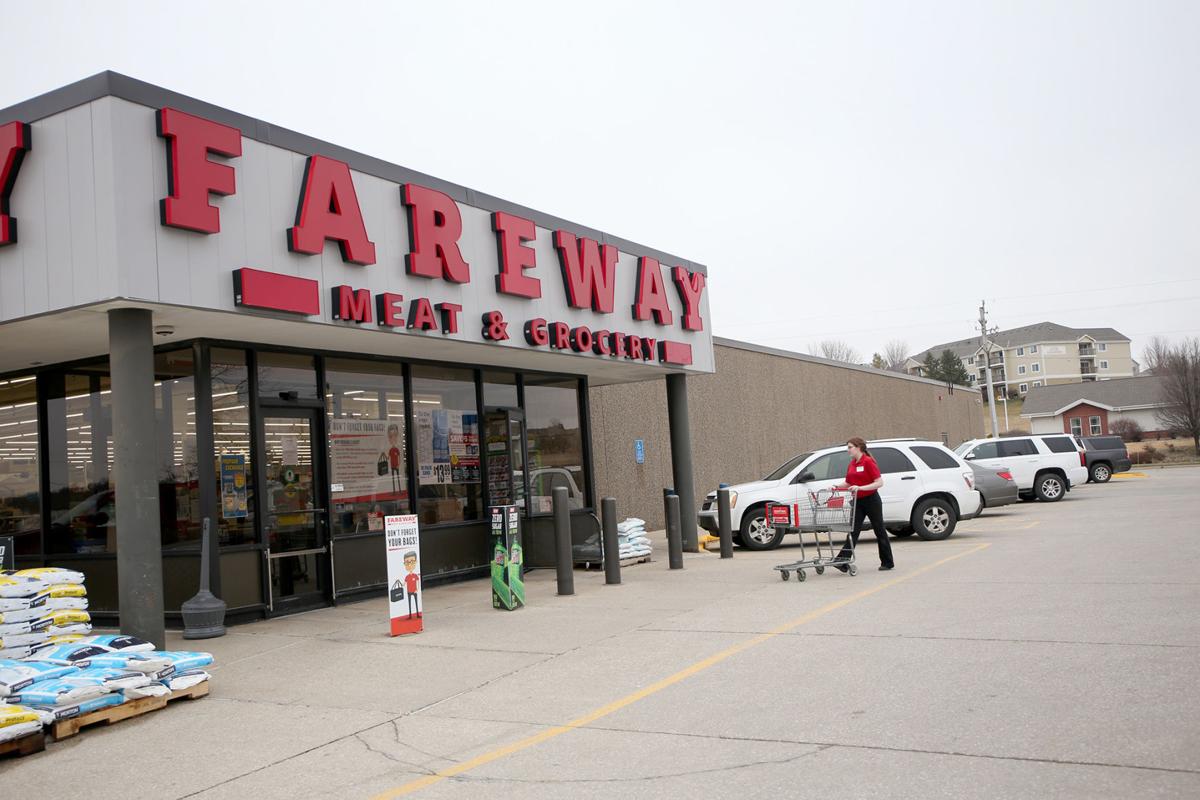 Both HyVee, Fareway to reserve first hour of shopping for more