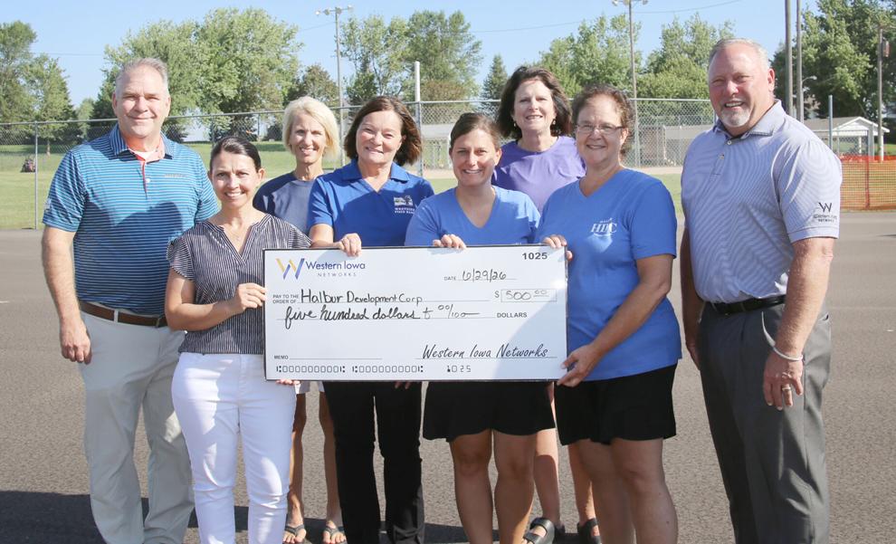 Aureon Charity Grant received for pickleball, basketball courts