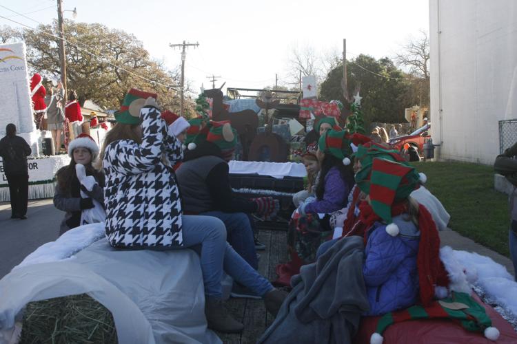 Gatesville hosts parade Living