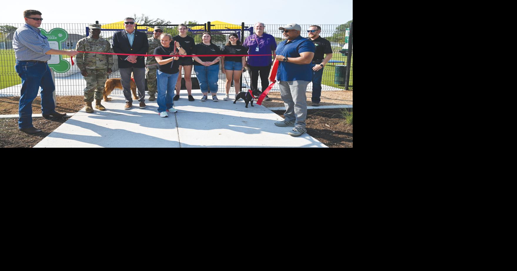 New dog park welcomes pet lovers | Living
