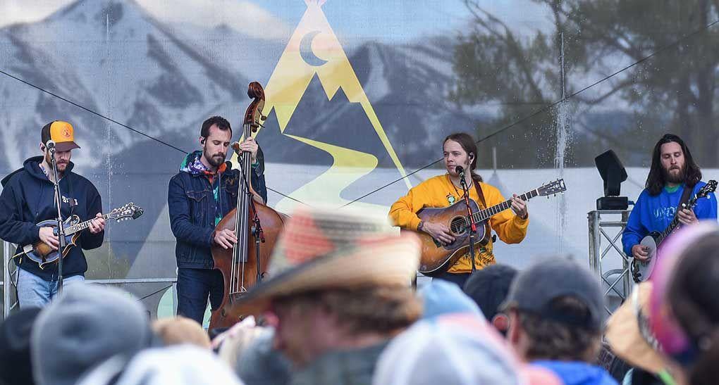 Renewal Billy Strings to unveil new record at Buena Vista show Free