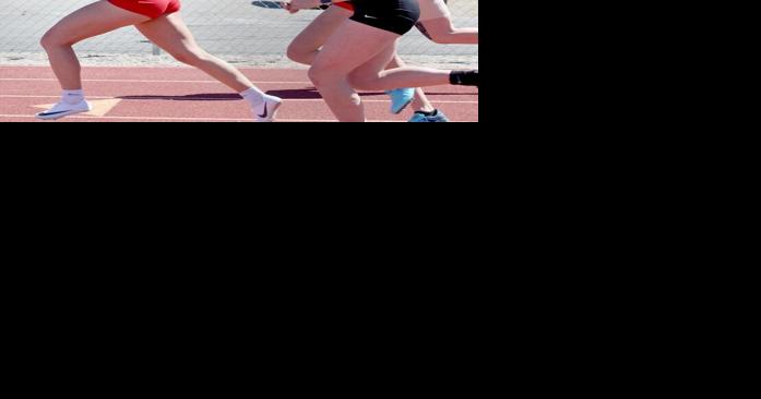 Track teams battle with bigger schools - Vimarsana News