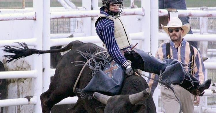 Blue-ribbon birthday bull ride | News | chaffeecountytimes.com