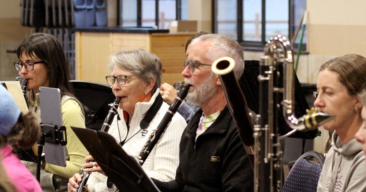 Alpines Singer Spring concert series by Alpine Orchestra in April | News ...