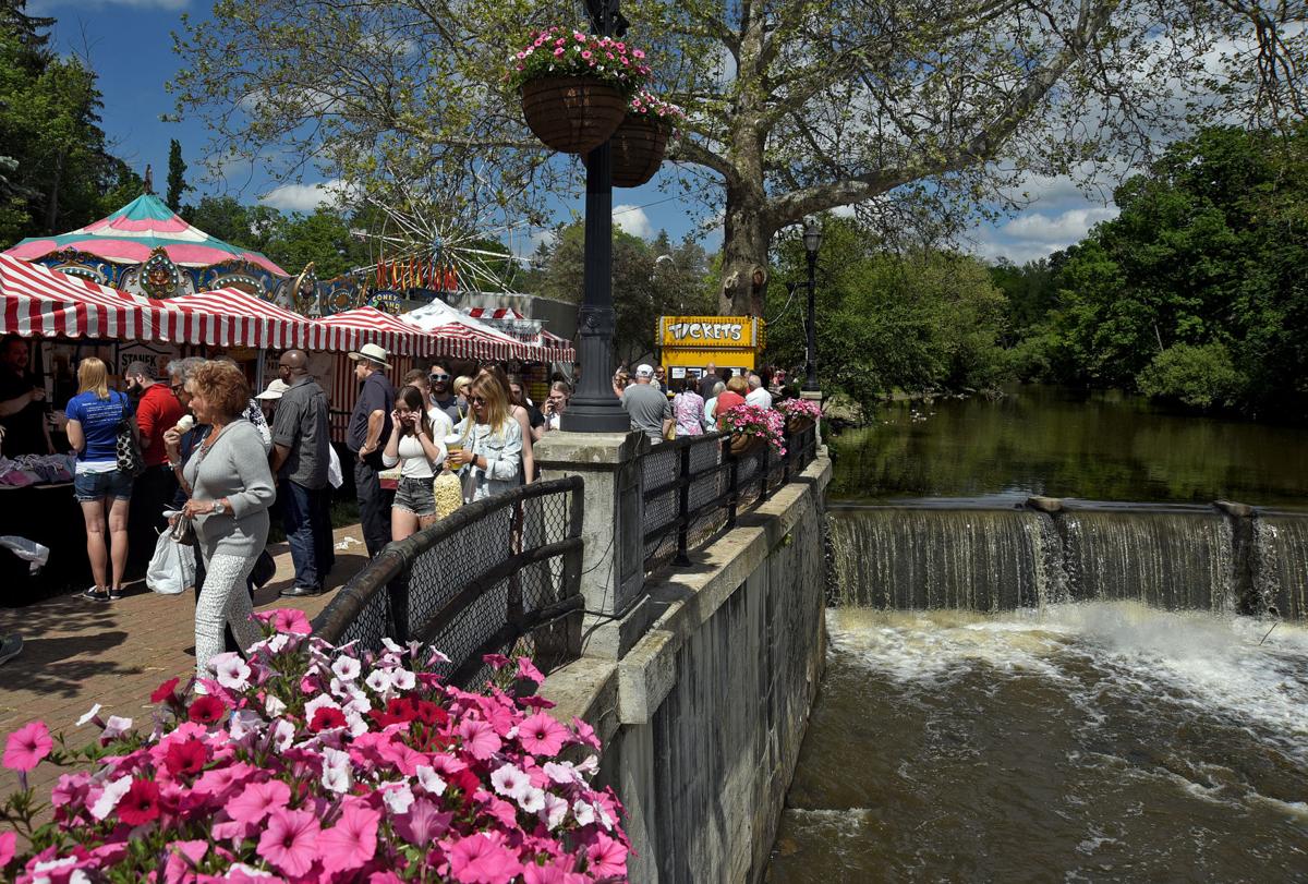 Blossom Festival Chagrin Falls 2022