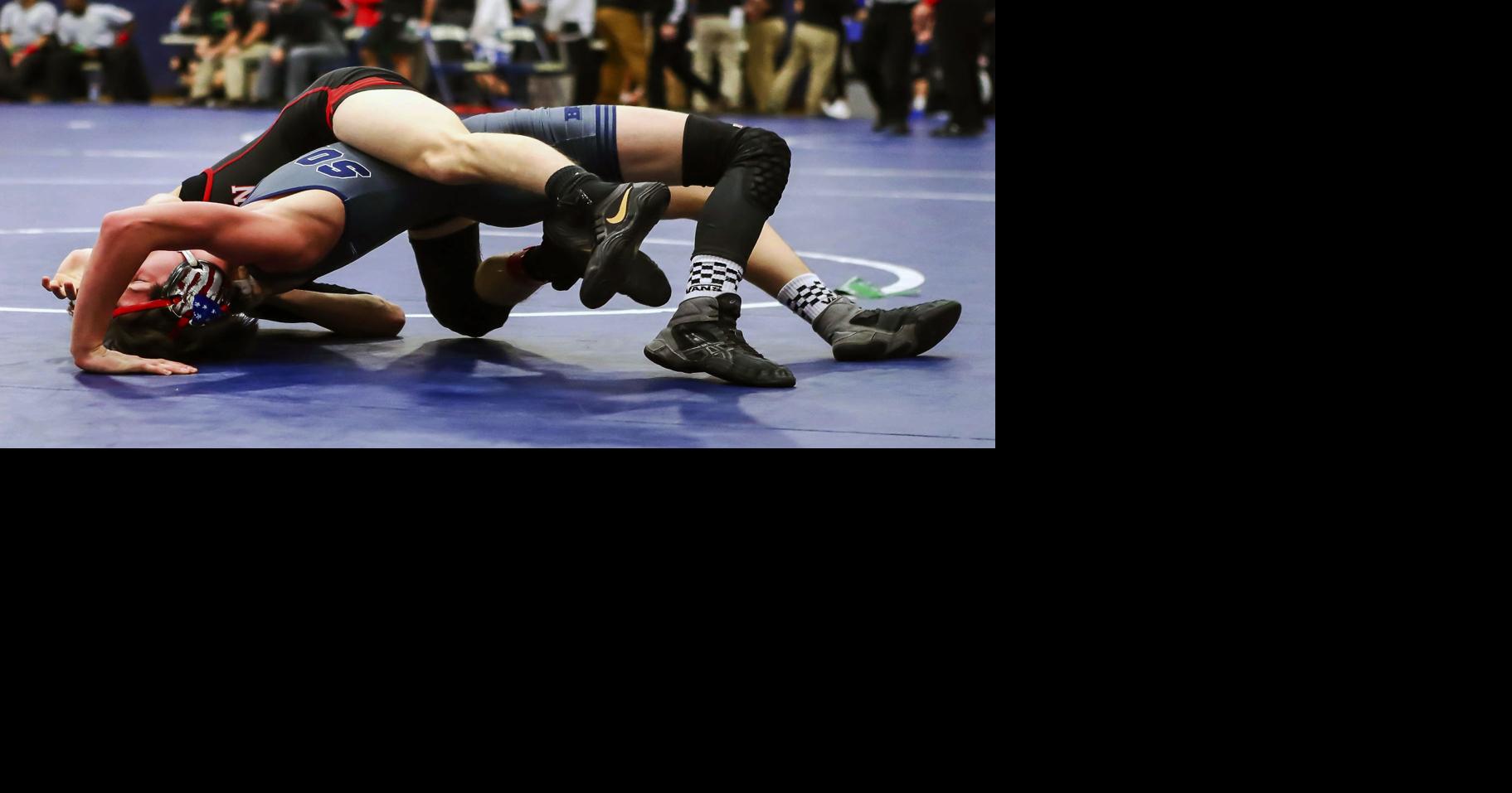 Solon matmen place trio at 35th Comet Classic Solon