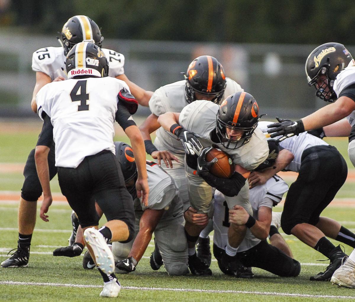 Orange Gridders Overwhelm St Thomas 39 10 Chagrin Falls Comes Up