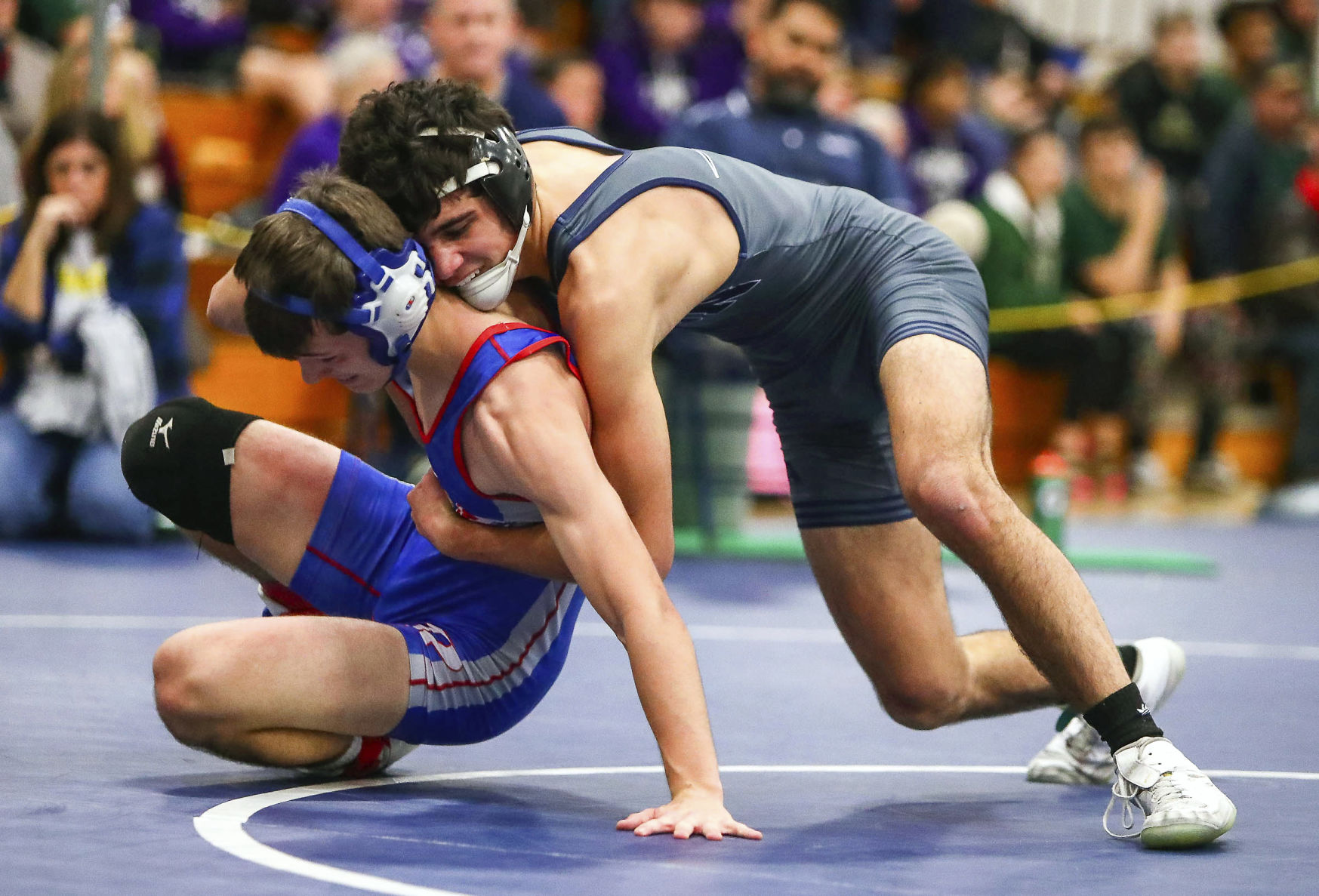 Solon’s Mack claims 160pound title at GCC championship Sports