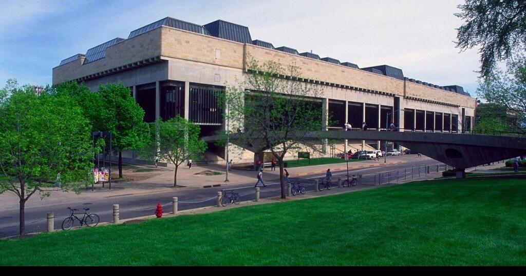 Mosse Humanities Building ‘is like Dracula’ Doug Moe's Madison