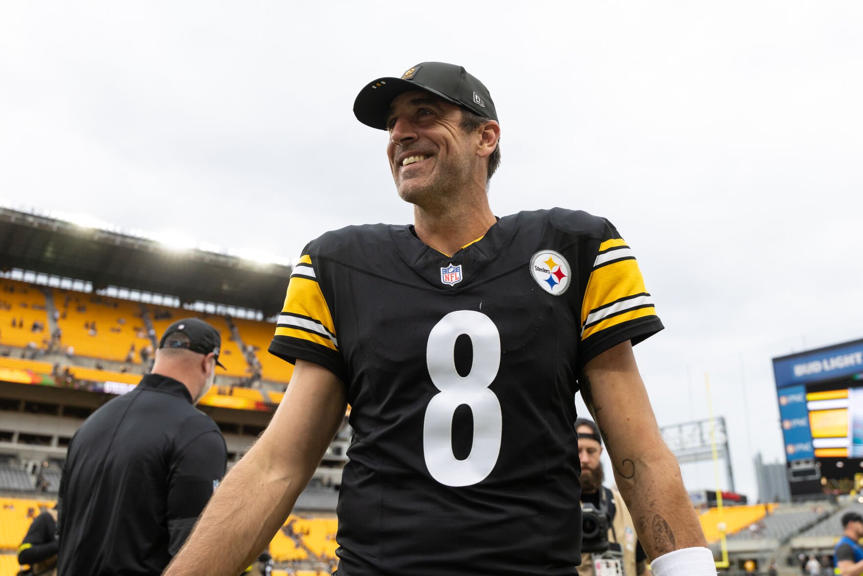 ellow Bucks ¥B WATCH OUT Sign Tシャツ 激レア￥Bサイン入り