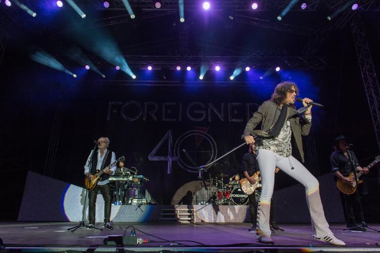 foreigner on stage