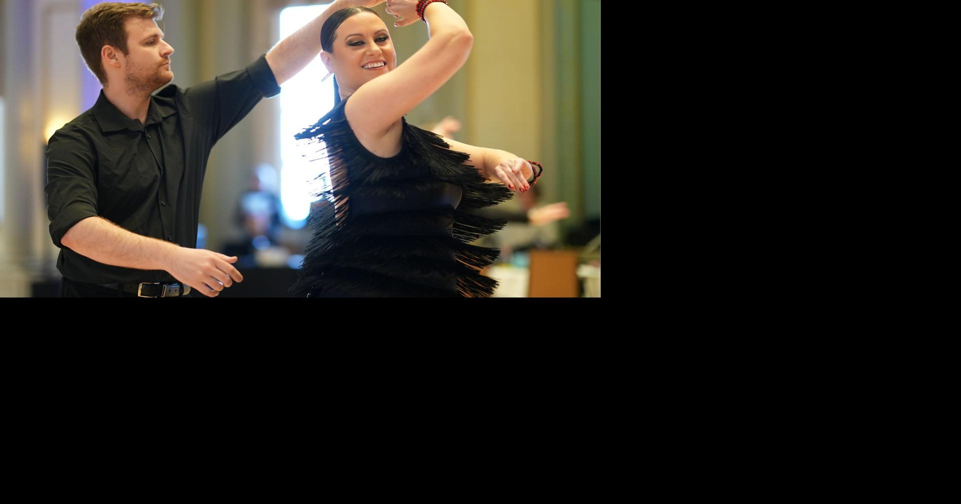 “与星共舞”吸引了新一代的交谊舞