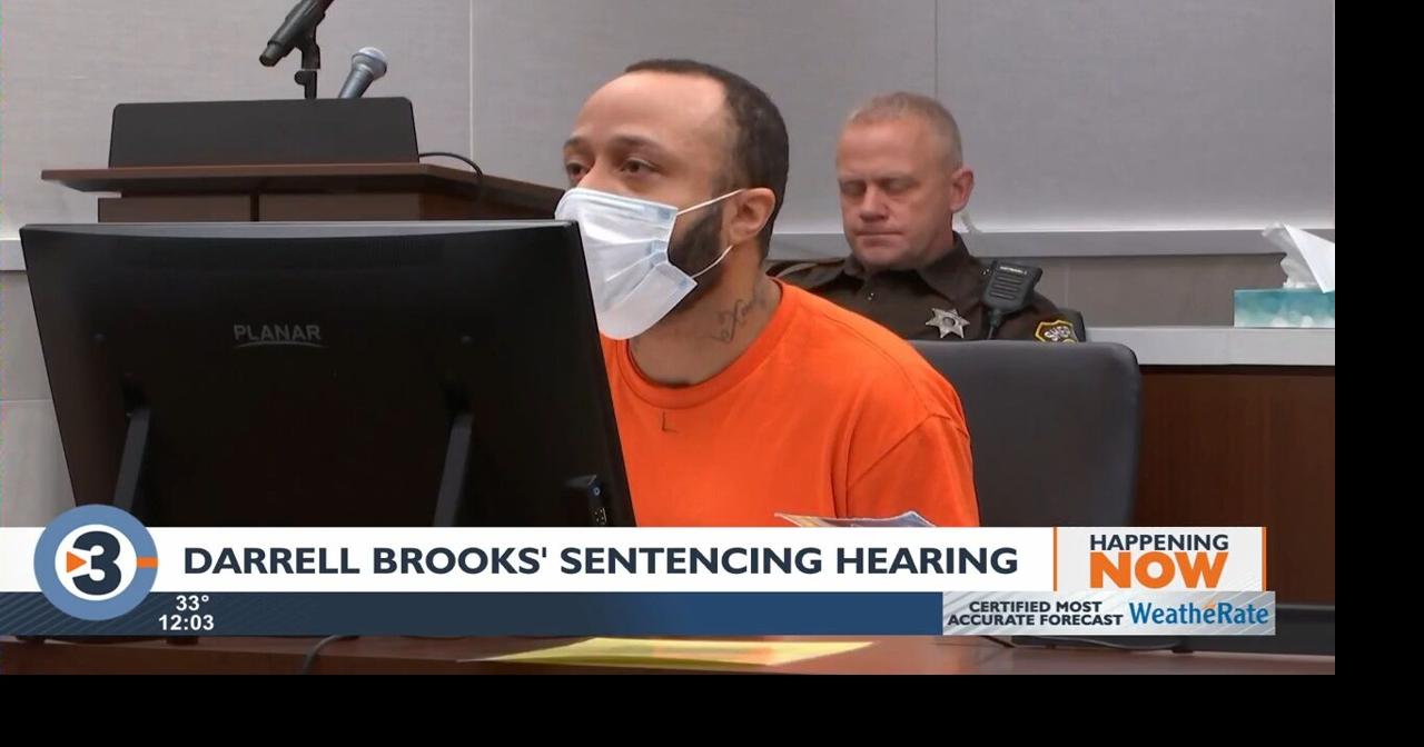 Darrell Brooks sentencing hearing interrupted by threat to courthouse
