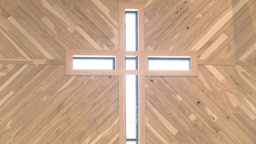 ‘One Ash Tree’ ties the past to new Spring Green church Family