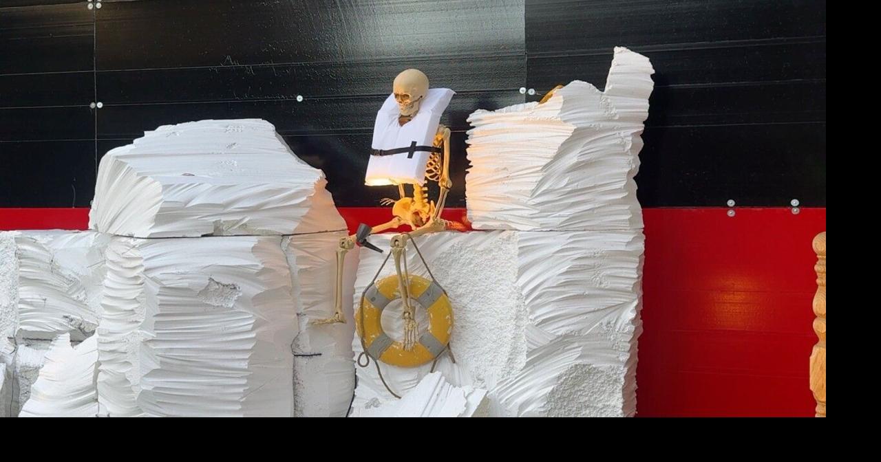 Boise couple’s haunted Titanic display makes waves