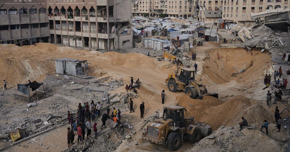 Palestinian death toll hits another milestone in Gaza amid disagreement over key crossing