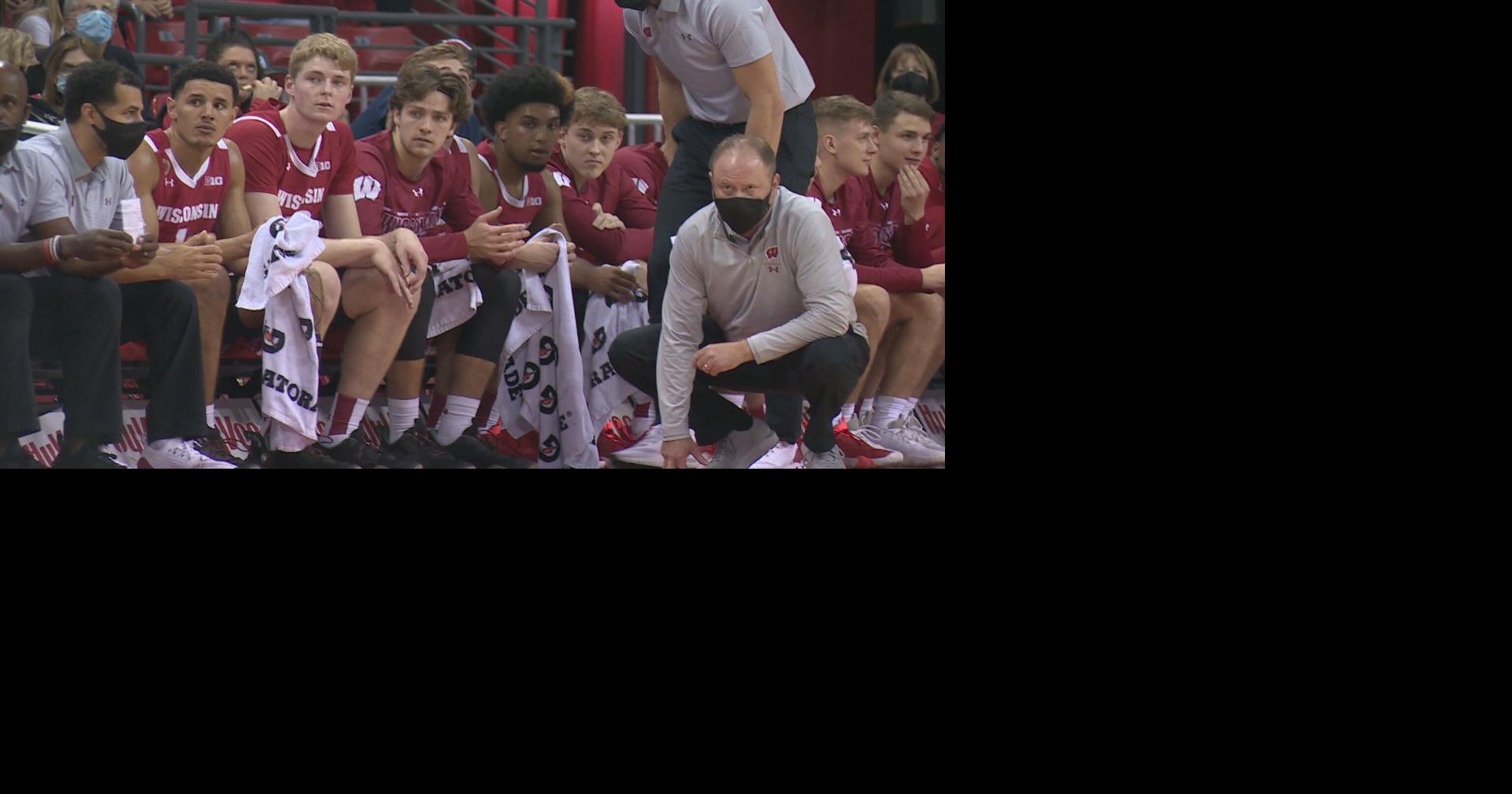 Badgers men’s basketball team jumps into Top 25 after winning Maui