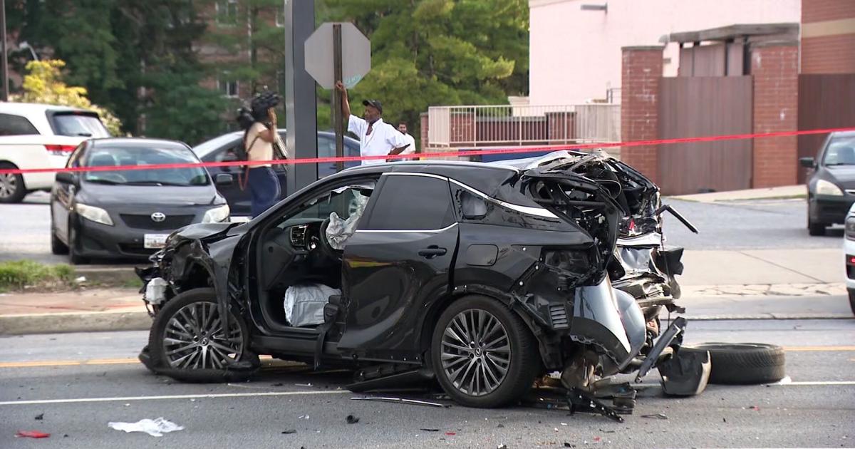 Dozens hurt after MTA bus crashes into several cars and FedEx building in Maryland: