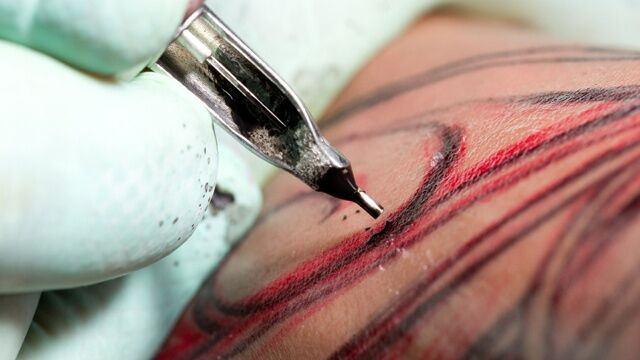 Tattoos: Understand risks and precautions | Lifestyle 