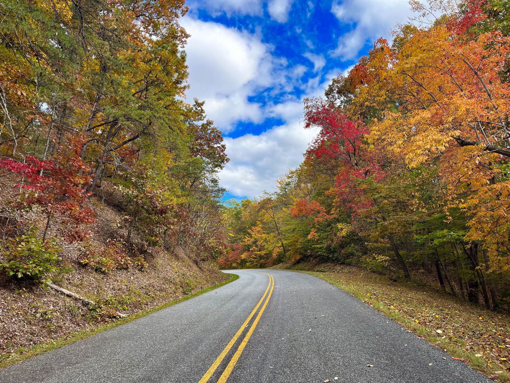 Almost 200 Miles Of The Blue Ridge Parkway In Virginia Reopens ...