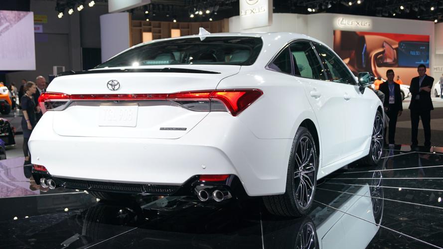Toyota makes big improvements to its biggest sedan | News | channel3000.com