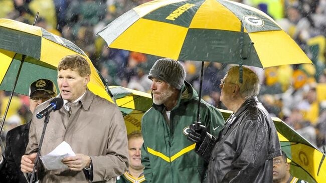 PHOTOS: Favre’s Number Retired At Lambeau Field | Local News ...