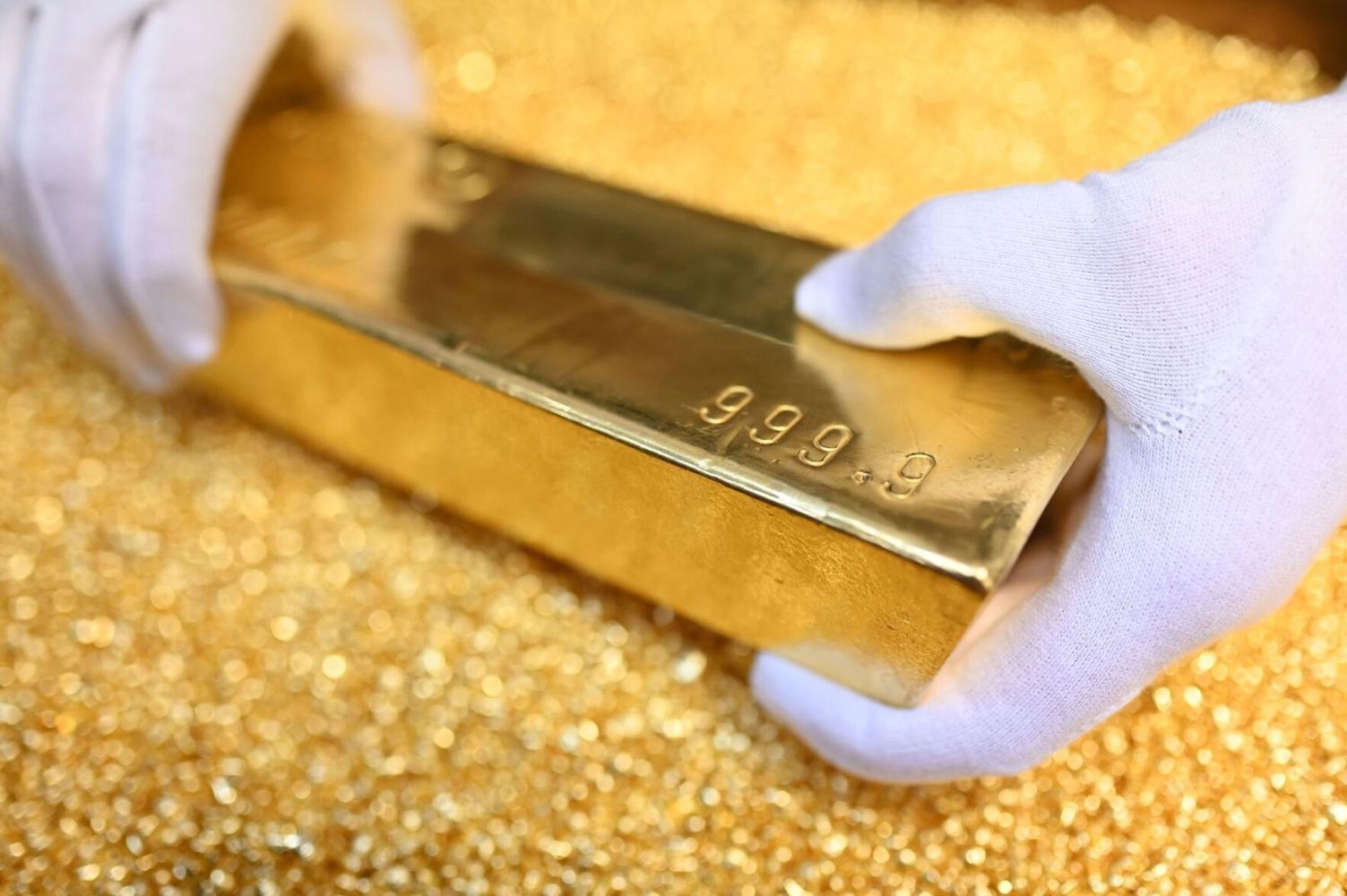 Gold Bar Scam Sweeping Wisconsin Costing Residents Their Life Savings gold-bar-scam-sweeping-wisconsin-costing-residents-their-life-savings