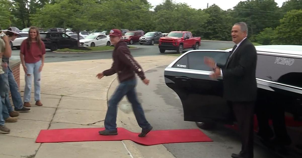 Kentucky senior celebrated for perfect attendance over 13 years