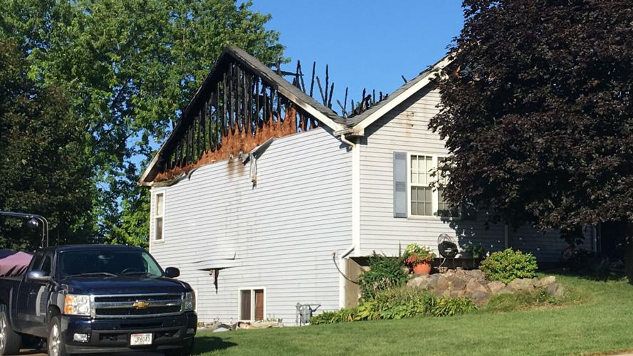 Mount Horeb firefighter suffers minor injury while responding to house