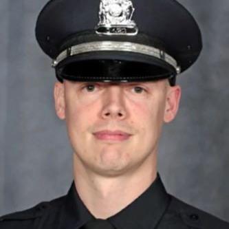 Honor through art: Father of fallen MPD officer helping send officers to National Police Week - Vimarsana News