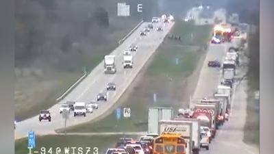 Eastbound lanes of I-94 near Lake Mills reopen after crash | News ...