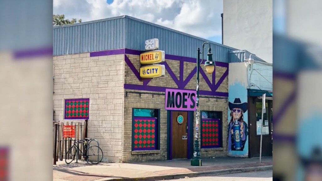 Texas bar transforms into Moe's Tavern from 'The Simpsons' | Entertainment  News 
