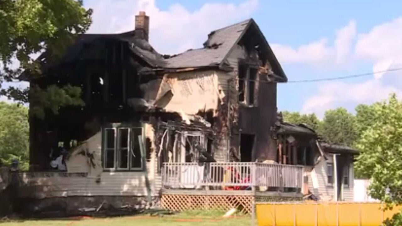 4 Children, 2 Adults Dead After House Fire In Northern Wisconsin ...