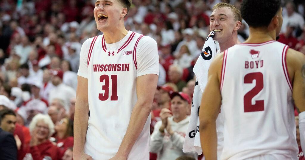 Wisconsin men's hoops returns to AP Top 25 for first time since November