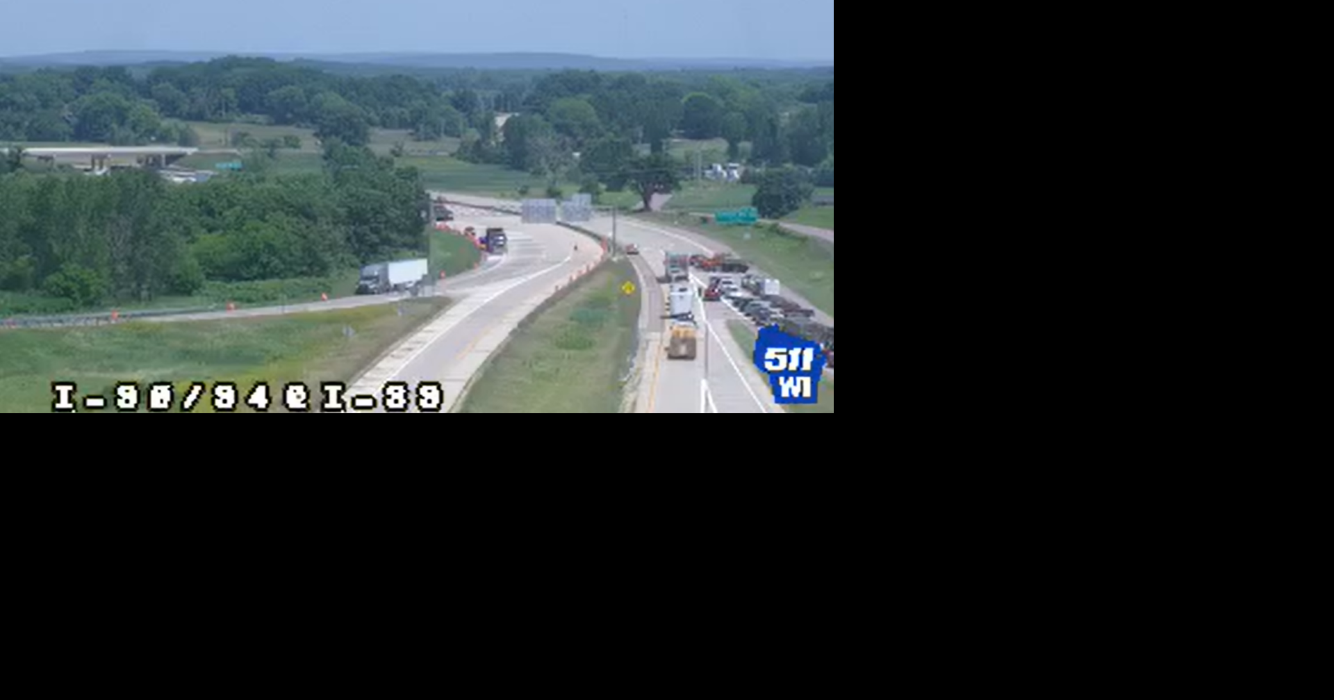 I-39 closed after crash near Portage