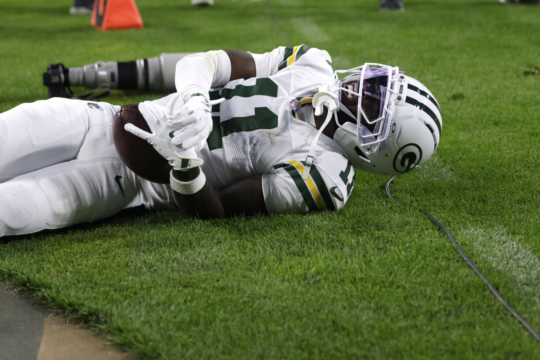 Jaylen Reed Injury Update Packers receiver Jayden Reed breaks collarbone on nullified TD catch ...
