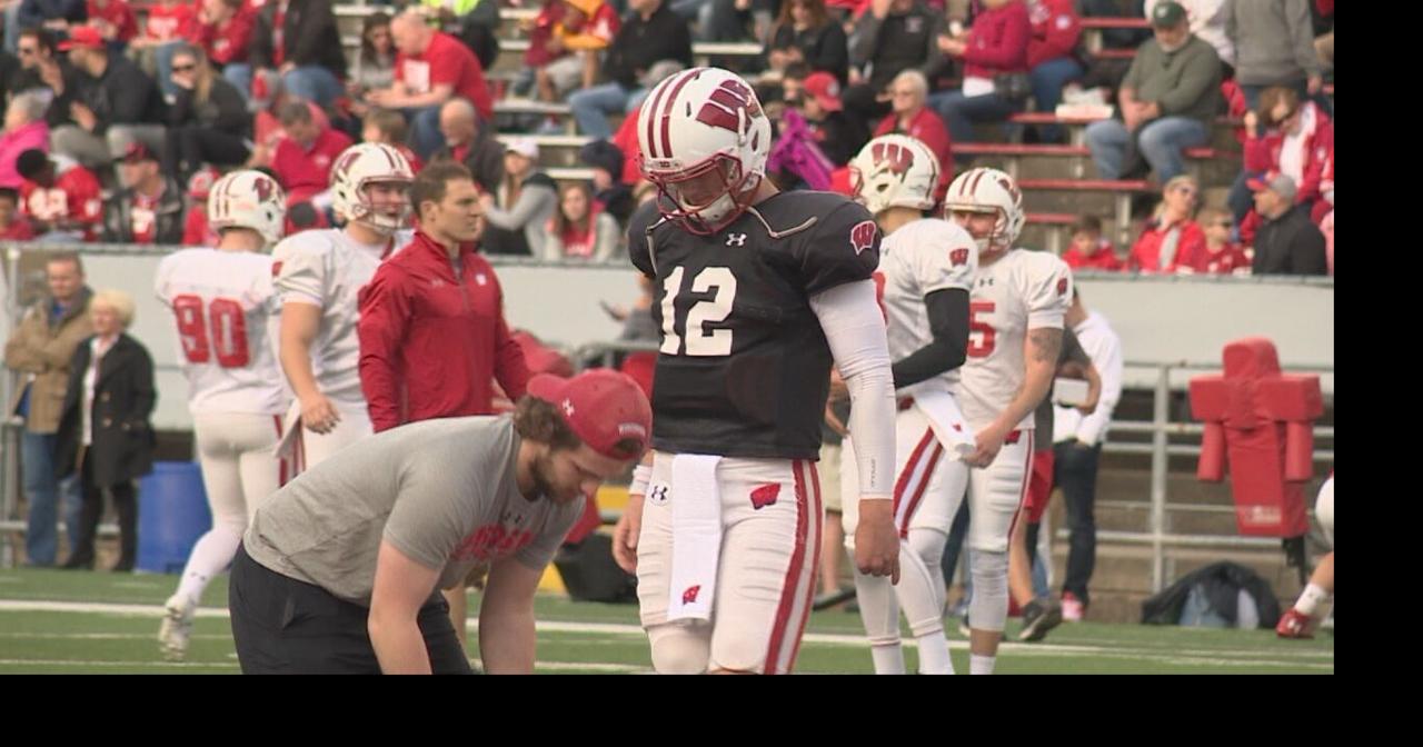 For first time, Badgers Spring Game played under Friday night lights