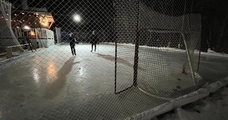 Instead of building snowmen, a Wisconsin family builds a hockey rink in their backyard