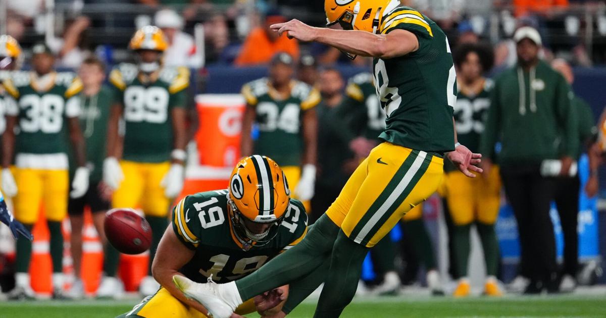 Photo: channel3000.com Packers Broncos Football