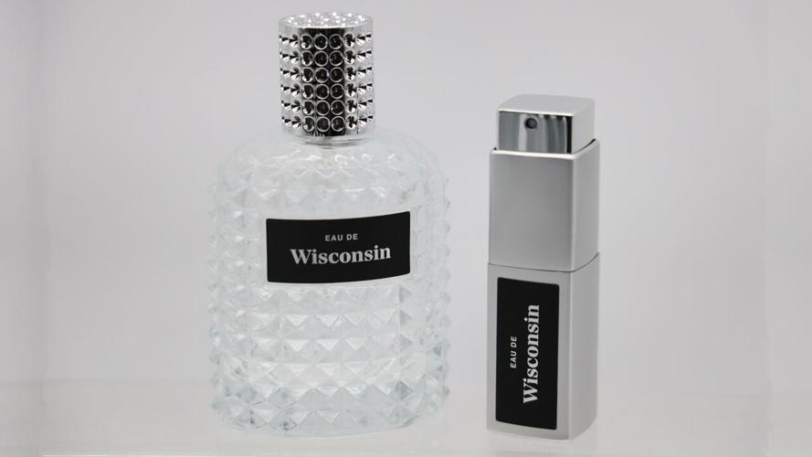 Eau de Wisconsin Perfume .05oz Perfumette