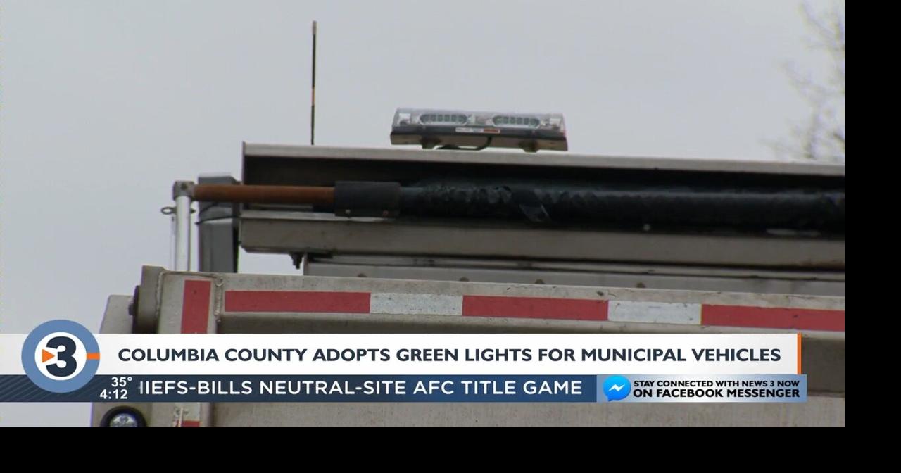 Green lights aim to make snow plows, municipal vehicles more visible on