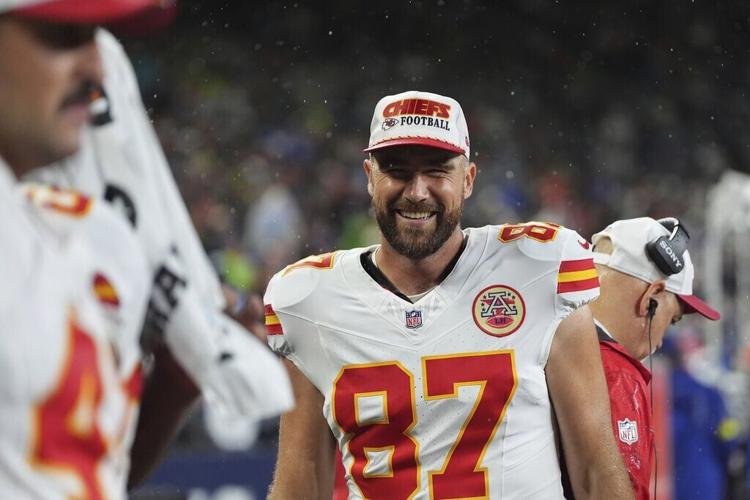 Eagles seek a repeat behind Barkley Hurts while Mahomes and the Chiefs