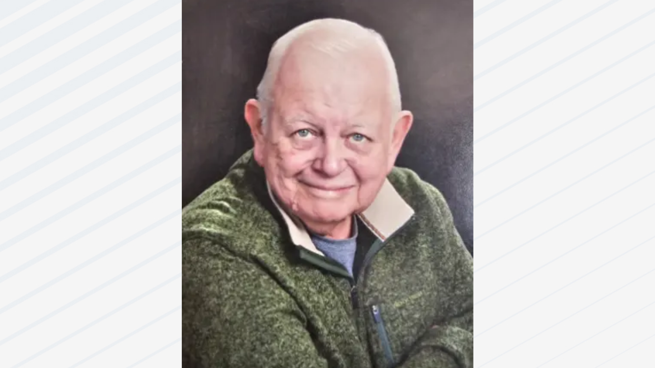 Clark M. Amundsen Obituaries