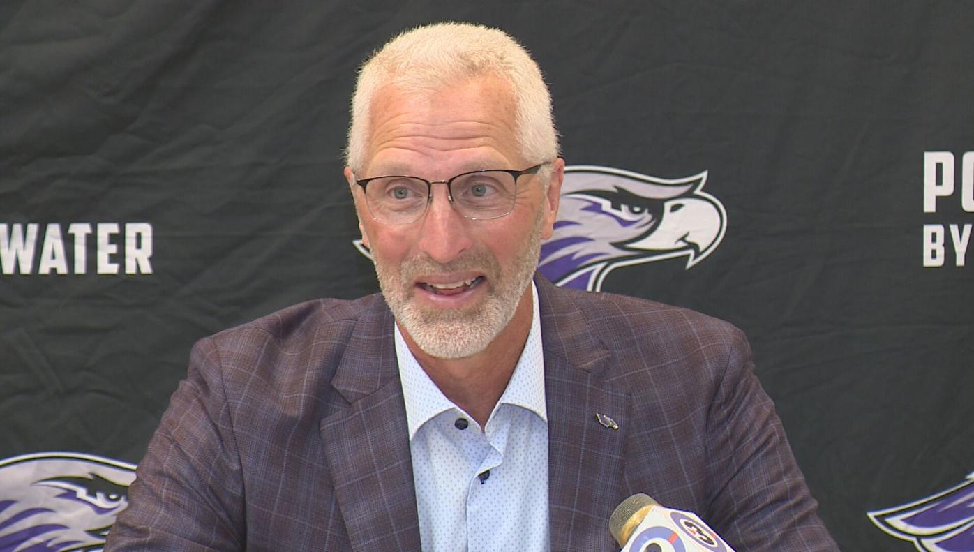 Whitewater head football coach Kevin Bullis announces retirement | Local  News | channel3000.com